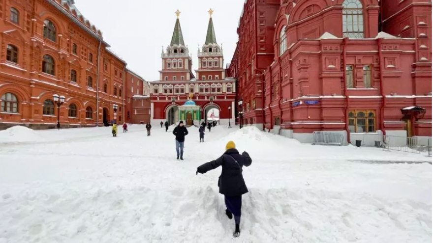 Tuyết rơi dày, mưa bão, thời tiết xấu gây thiệt hại cho nhiều vùng tại LB Nga